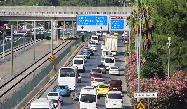 Antalya'nın trafik çilesini çözecek reçete ortaya çıktı