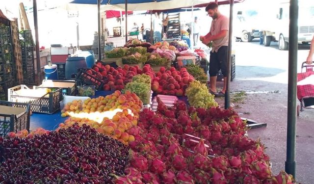 Antalya Muratpaşa Cuma Pazarı’nda güncel sebze ve meyve fiyatları (19 Temmuz Cuma 2024)