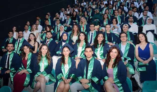 Adana’da mezuniyet heyecanı! 338 yeni doktor Hipokrat Yemini etti