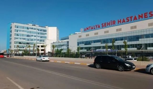 Antalya'da Şehir Hastanesi ile ilgili Büyükşehir'den 2'nci sevindiren gelişme
