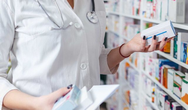 E-imza hırsızlığı ve sahte eczacılar gündemde!