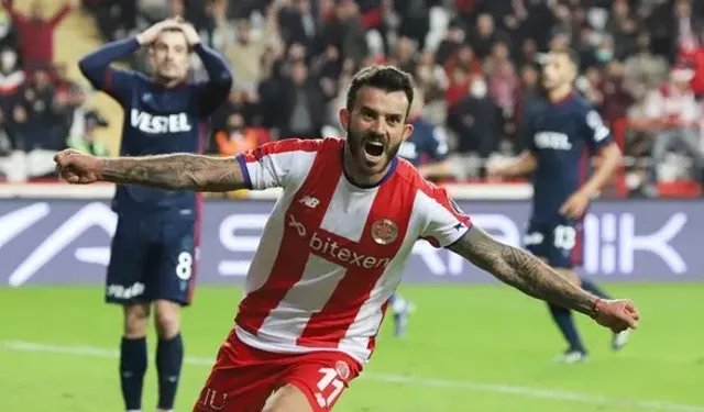 Güray Vural tekrardan Antalyaspor’a dönmek istiyor!