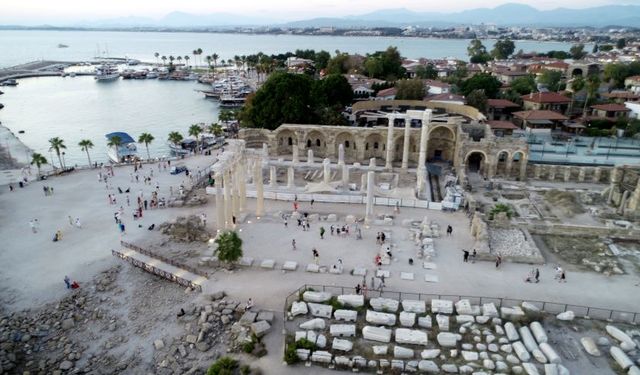 Side’nin turizm sembolü Apollon’a kardeş geldi! Athena Tapınağı ayağa kalktı…