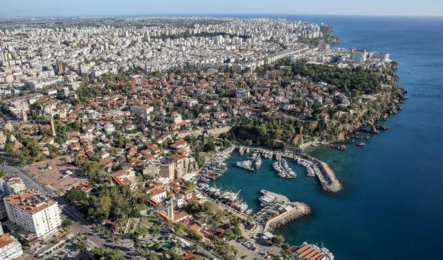 Antalya’da bugün trafiğe çıkacaklar dikkat! İşte etkilenecek yollar
