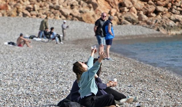 Antalya'da kasım ayında deniz keyfi