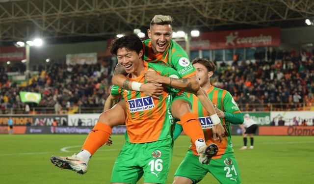 Alanyaspor: 1 - Sivasspor: 0 (İlk yarı)