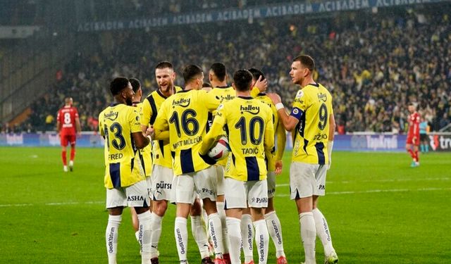 Fenerbahçe, Antalyaspor'u 3-0 mağlup etti