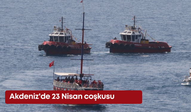 Akdeniz'de 23 Nisan coşkusu: Konyaaltı Sahili'ni baştan sona kadar gezdiler