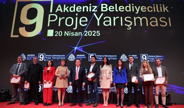 Akdeniz Belediyeler Birliği Fuarı’nda Antalya’ya 3 ödül