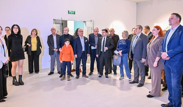 AKS’de dünya çapında algoritma sanatı sergisi