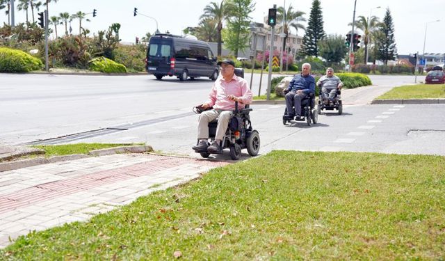 Alanya'da engeller tek tek kaldırılıyor