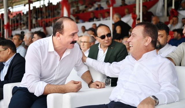 Konyaaltı Belediye Başkanı Cem Kotan en başarılar arasında