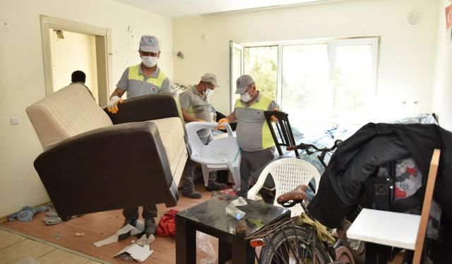Kepez Belediyesi zor durumdaki vatandaşa yardım eli uzattı