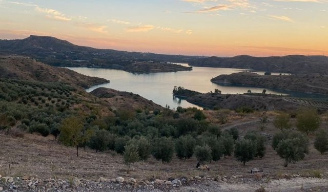 Antalya’da 45 futbol sahası büyüklüğündeki Yüzer GES’e karşı eylem