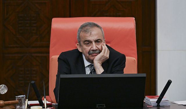 Sırrı Süreyya Önder'in sağlık durumu hakkında yeni açıklamada: Kritik seviyede