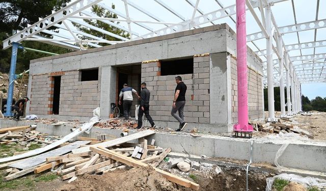 Kemer Tekirova pazar yeri ne zaman hizmete açılacak?