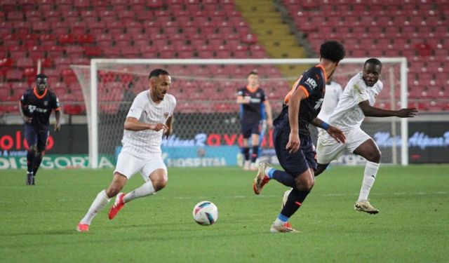Başakşehir, deplasmanda Hatayspor'u 4-2 mağlup etti