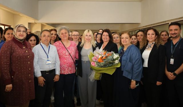 Akdeniz Üniversitesi Hastanesi’nde Hemşireler Günü kutlandı