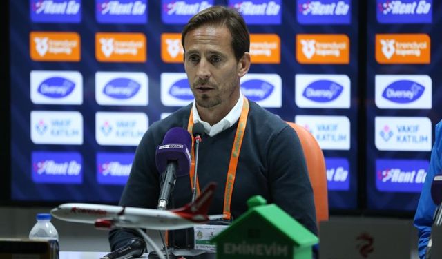 Alanyaspor Teknik Direktörü Pereira: "Deplasmanda 3 puan için oynayacağız"