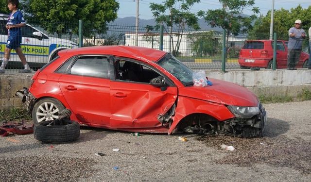 Fethiye'de ışıksız kavşakta facia: 6 yaralı, sorumlu sürücü firarda