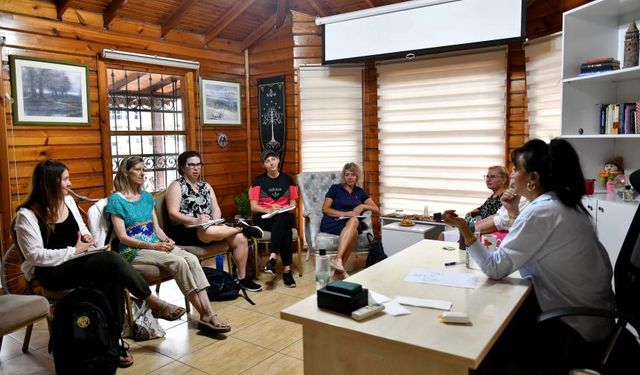 Antalya’da Türkçeye sevgi dolu bir bakış