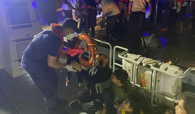 Fethiye açıklarında 21 düzensiz göçmen kurtarıldı