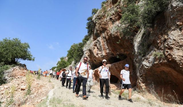 Tarihi Kilikya Yolu'nda doğa ve tarihle iç içe yolculuk