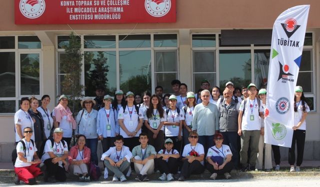 Liseli öğrenciler Konya'da doğayı keşfetti: İklim değişikliğine dikkat çekildi