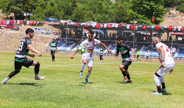 Mersin'de Zafer Kupası coşkusu yaylalara taşındı: 42 takım şampiyonluk için sahada