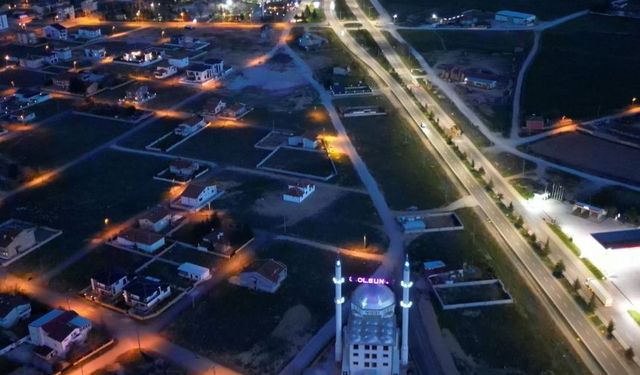 Afyonkarahisar'ın o ilçesi 1 metre çöktü!