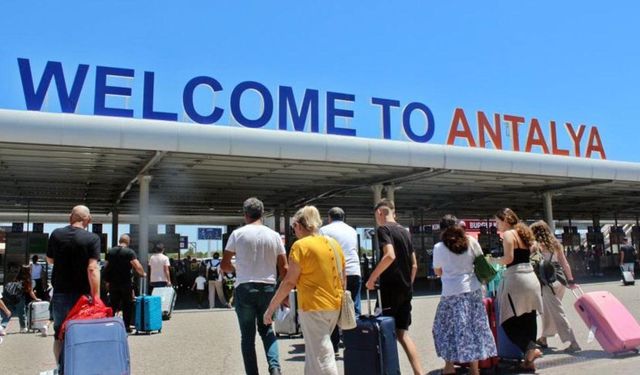 Antalya Havalimanı'nda aralık ayı yolcu sayısı 1 milyonu aştı