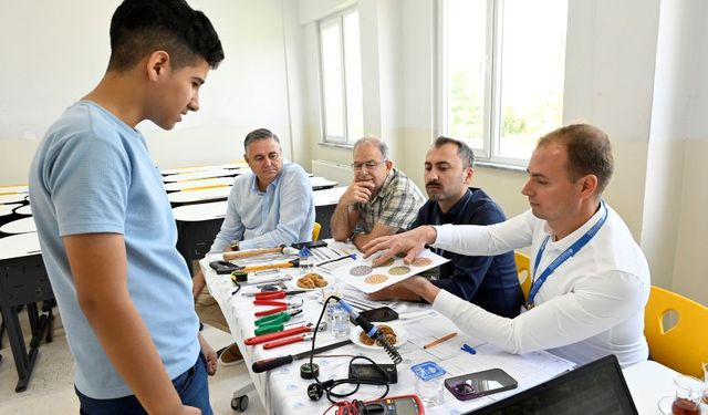 Antalya OSB Teknik Koleji geleceğin nitelikli iş gücünü seçti