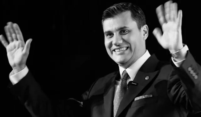 Antalyalı ozan Himmet Cansız’dan Ferdi Zeyrek’e ağıt zeybeği