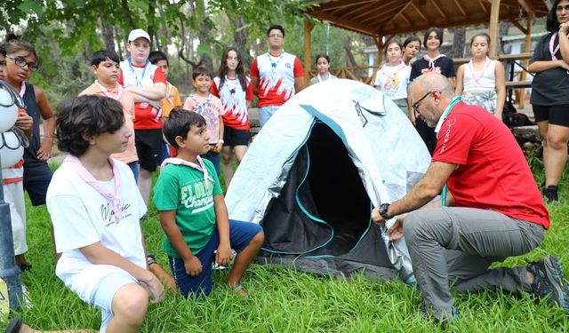 Antalya Büyükşehir'den gençler için doğa ve gelişim kampı