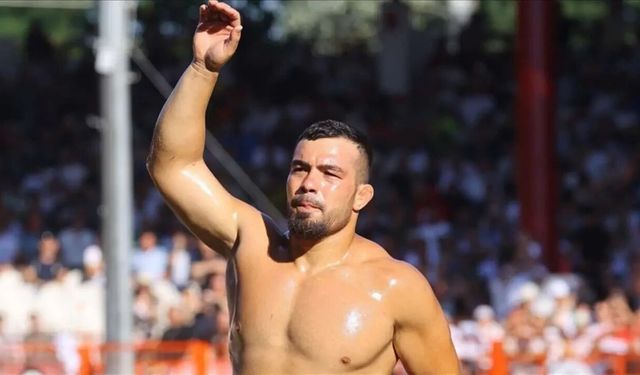 Yusuf Can Zeybek, Vezirköprü’de başpehlivan oldu!