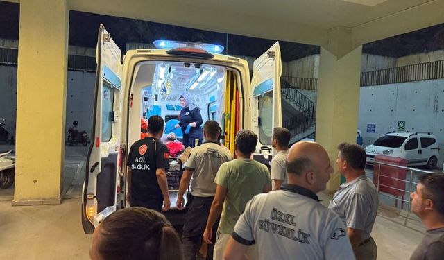 Gazipaşa'da yol yapımında dinamit patlaması sonucu işçi ağır yaralandı