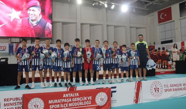 Muratpaşa’da şampiyon Kalekapısı Spor! İşte şampiyonun öyküsü