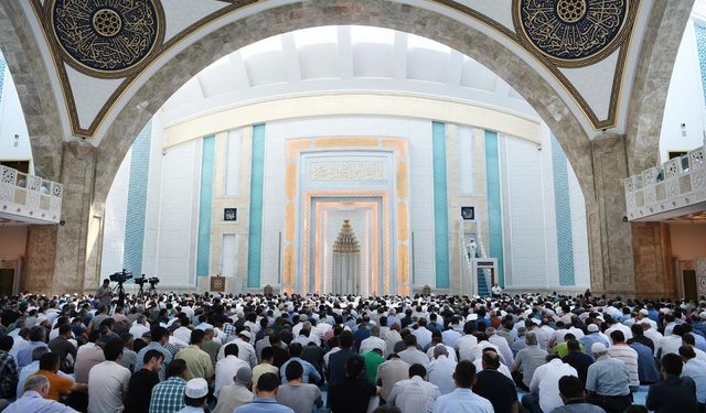 Antalya’da ilk teravih bu akşam! İlçe ilçe teravih saatleri