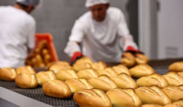 Korkuteli'de halk ekmek satış noktası değişti!