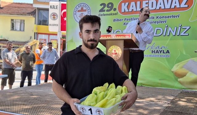 Biber tarlasında büyüyen genç şampiyon oldu