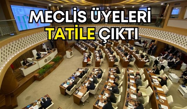Antalya’da meclis üyeleri tatile çıktı