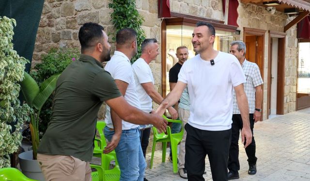 Manavgat Belediye Başkanvekili Çiçek, Side'de esnafla buluştu