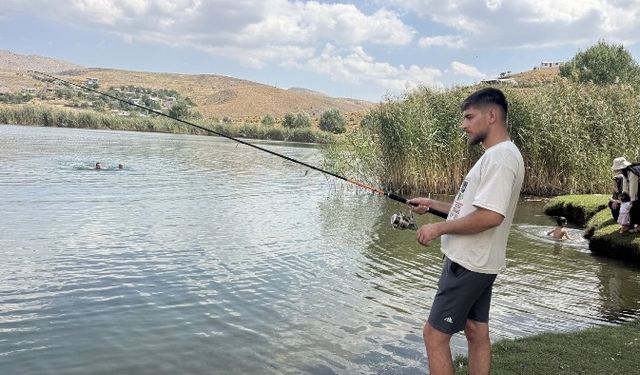 Doğanın kalbinde bir masal: Dipsizgöl ve Eğri Göl
