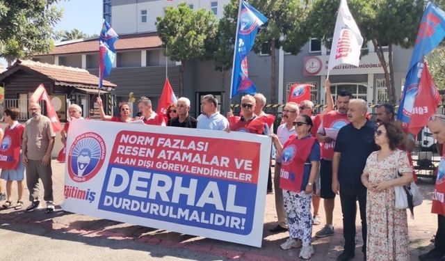Antalya’da eğitimciler MEB önünde ayakta!