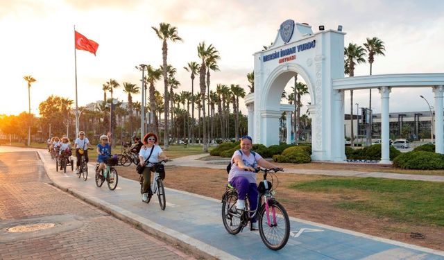 Mersin'de pedallar gelecek için çevrildi