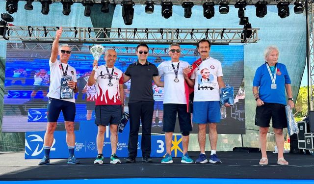 Ali Bıdı'dan çifte başarı