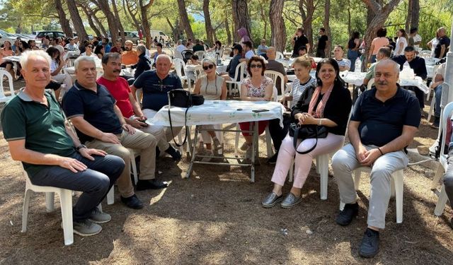 Eğitim-Sen Antalya’da 5 Ekim Öğretmenler Günü'ne özel piknik