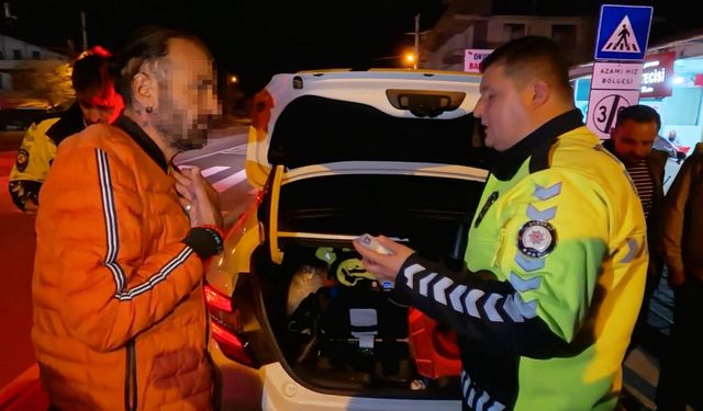 Yasal sınırın 8 katı alkollü sürücü, kazanın ardından kahveye oturup çay içti