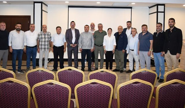 Akdeniz Gazeteciler Federasyonu toplantısı Kemer'de yapıldı