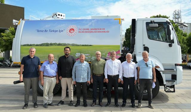 Antalya’da CHP’li Belediye Başkanı Ak Parti’ye teşekkür etti